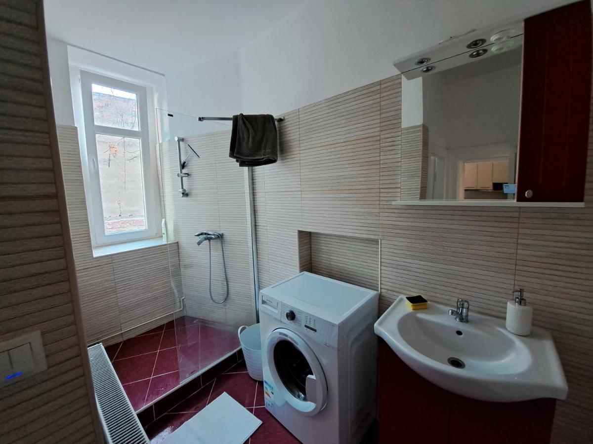 Cozy Apartment In The Heart Of Sibiu Extérieur photo